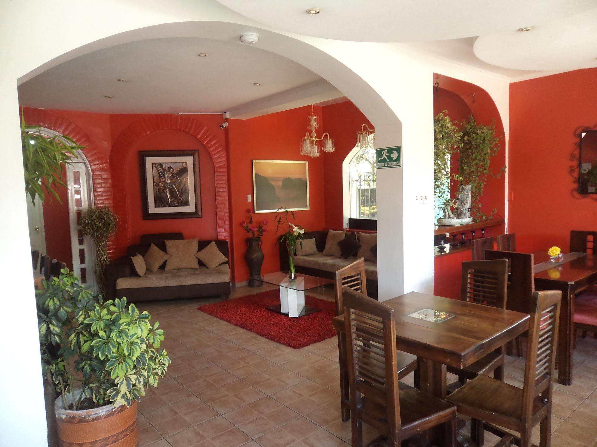 Hostal Imperial Quito Extérieur photo